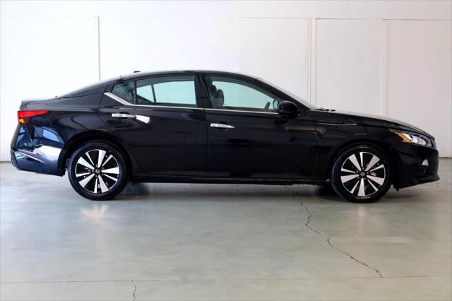 used 2021 Nissan Altima car, priced at $23,892