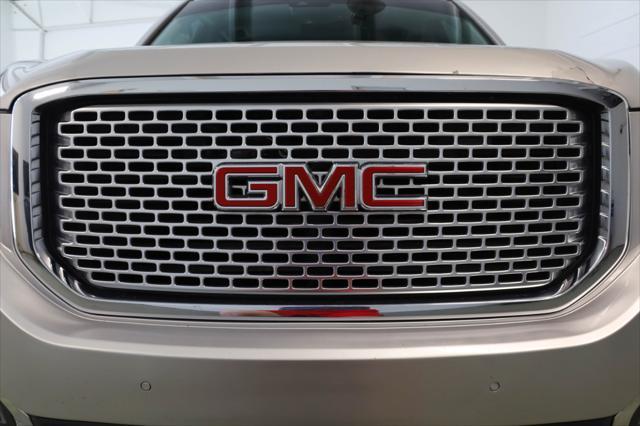 used 2019 GMC Yukon car, priced at $31,923