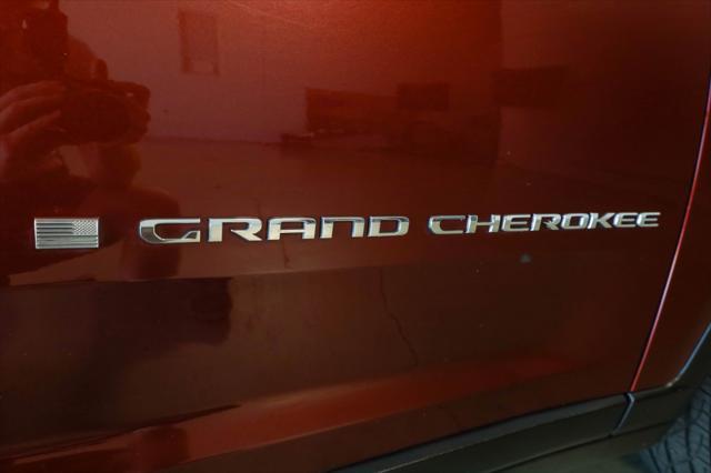 used 2021 Jeep Grand Cherokee car, priced at $31,857