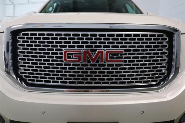 used 2017 GMC Yukon XL car