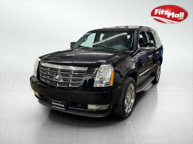 used 2009 Cadillac Escalade Hybrid car, priced at $12,988