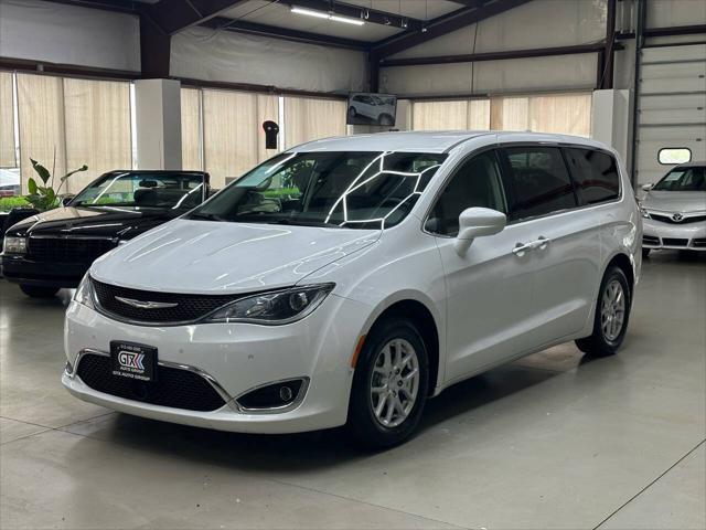 used 2020 Chrysler Pacifica car, priced at $15,597