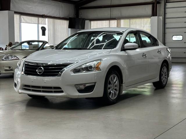 used 2014 Nissan Altima car