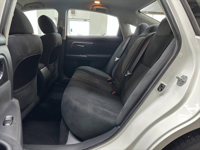 used 2014 Nissan Altima car