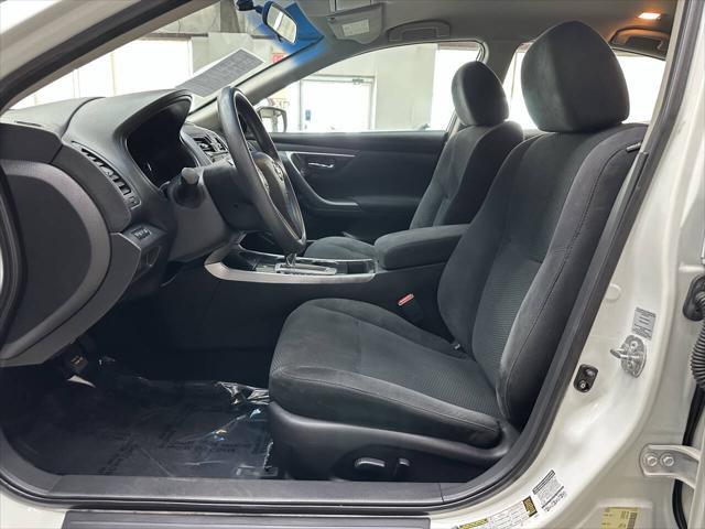 used 2014 Nissan Altima car
