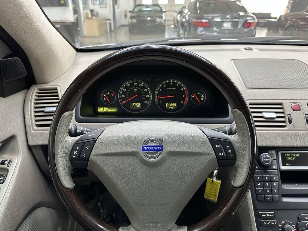 used 2004 Volvo XC90 car, priced at $7,497