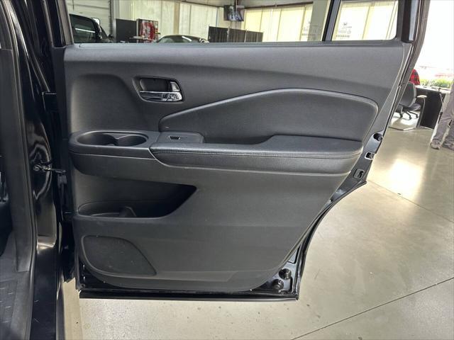 used 2016 Honda Pilot car