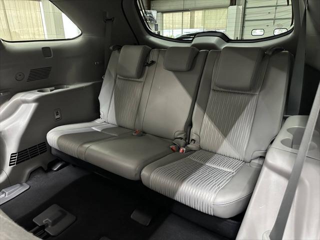 used 2015 Toyota Highlander car, priced at $17,497