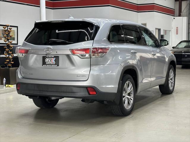 used 2015 Toyota Highlander car, priced at $17,497