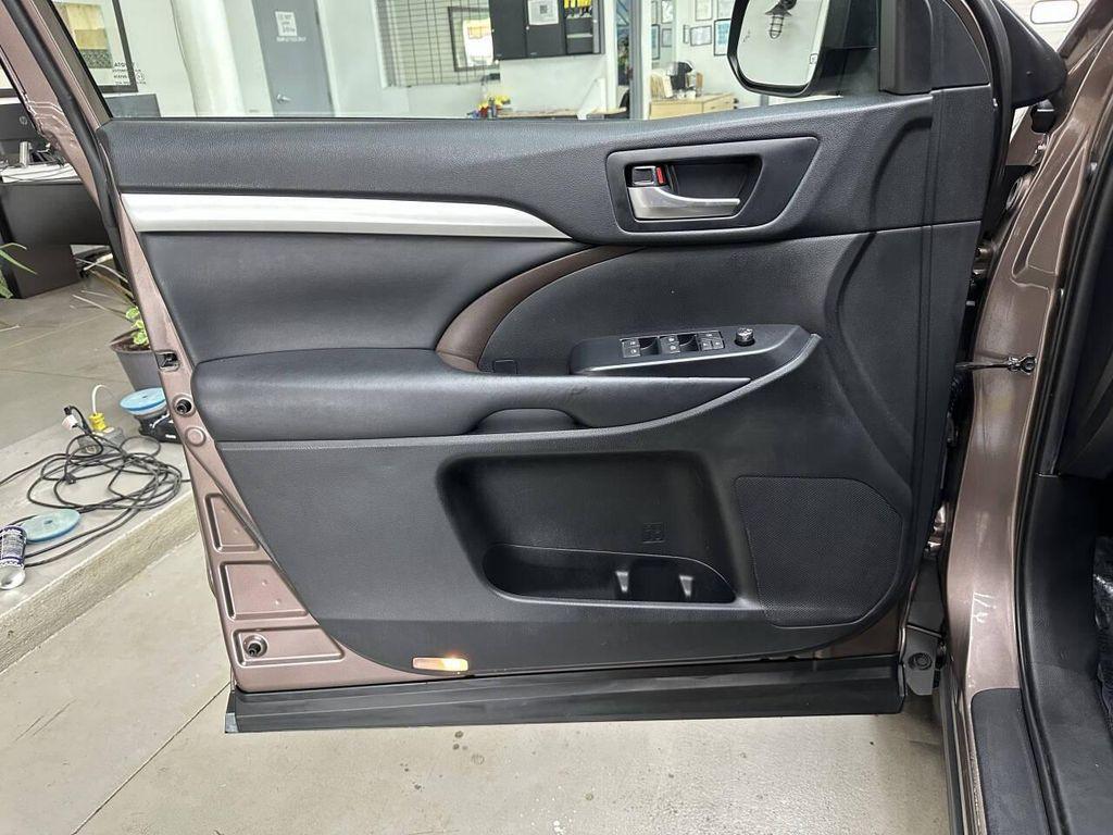 used 2019 Toyota Highlander car, priced at $20,997