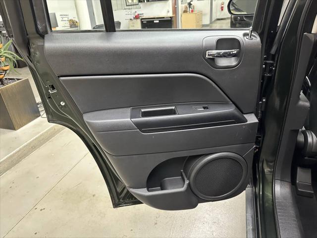used 2010 Jeep Compass car, priced at $4,999