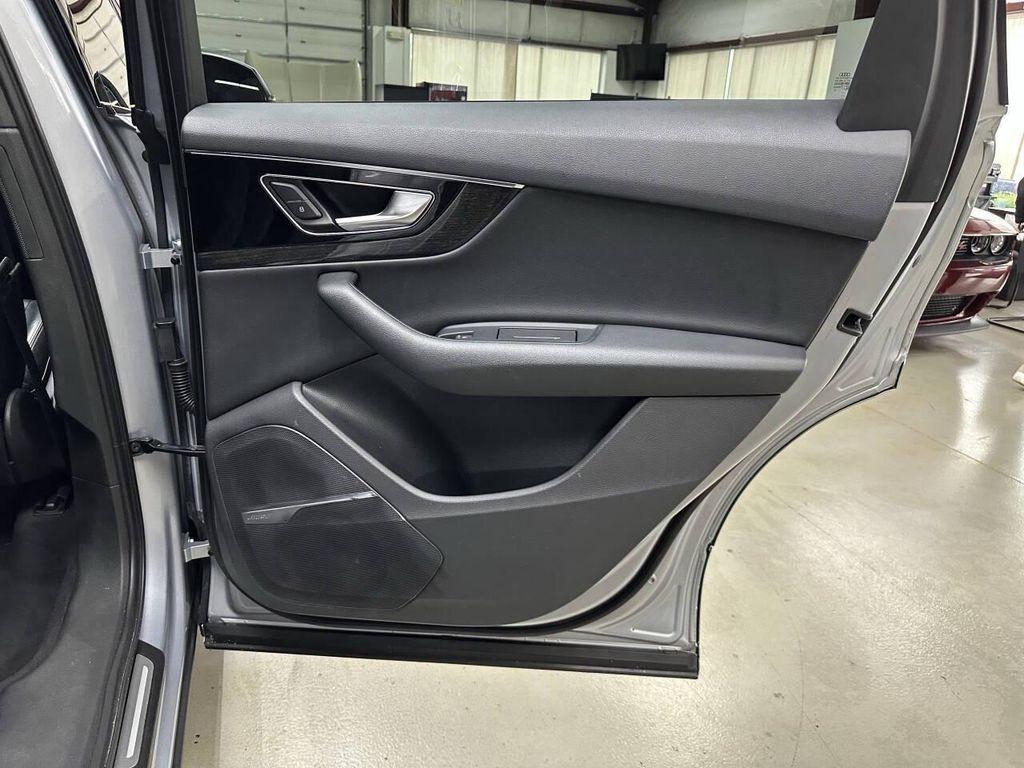 used 2019 Audi Q7 car, priced at $20,999