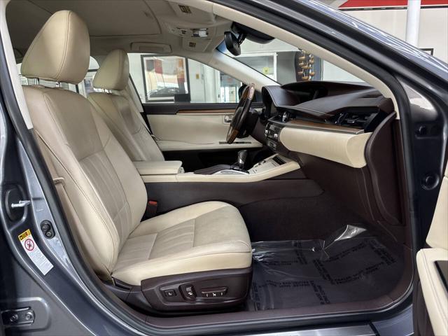 used 2016 Lexus ES 300h car, priced at $22,997