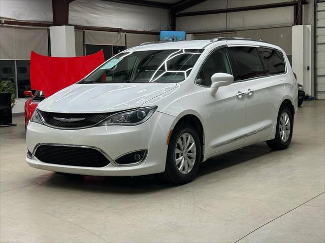 used 2019 Chrysler Pacifica car, priced at $13,798