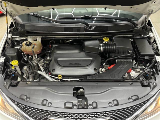 used 2019 Chrysler Pacifica car, priced at $13,798