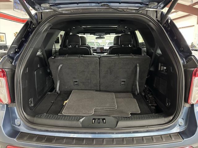 used 2020 Ford Explorer car