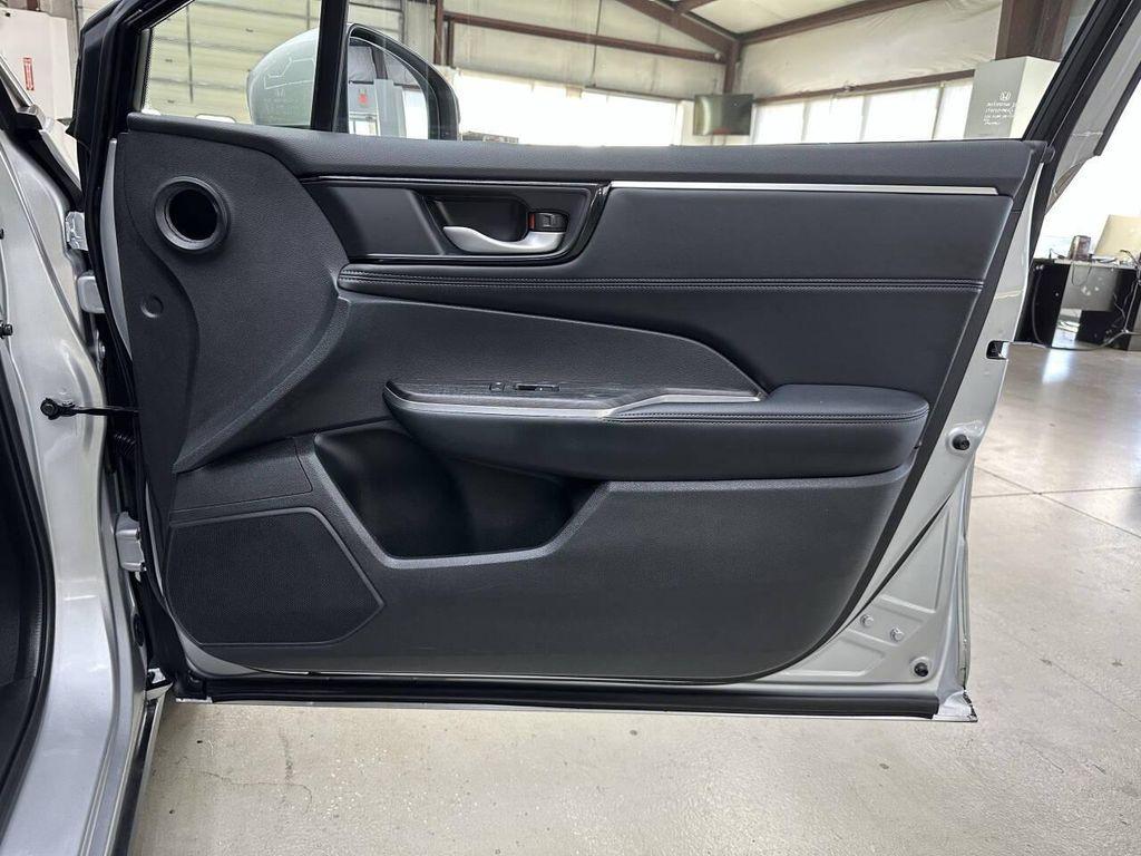 used 2018 Honda Clarity Plug-In Hybrid car, priced at $14,997