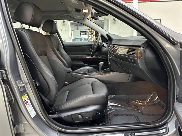 used 2009 BMW 328 car, priced at $7,997