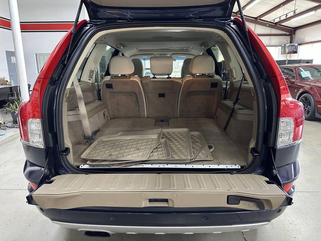 used 2014 Volvo XC90 car, priced at $10,497