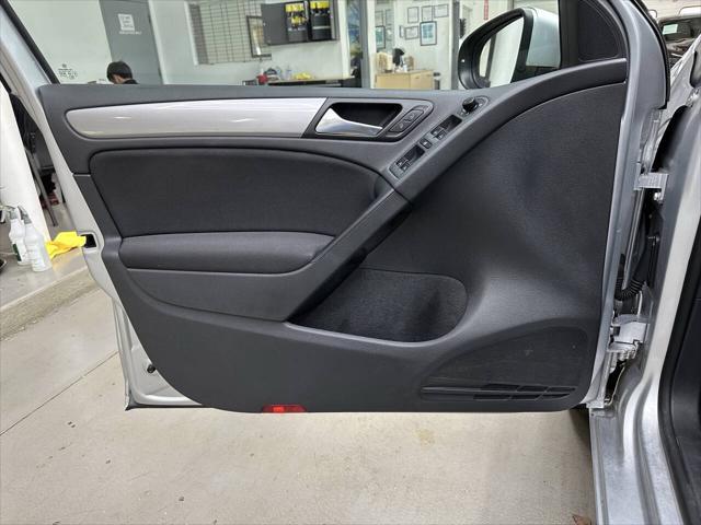 used 2010 Volkswagen Golf car, priced at $9,999