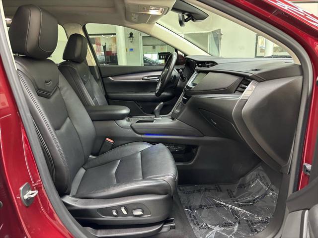 used 2017 Cadillac XT5 car, priced at $15,499