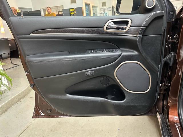 used 2014 Jeep Grand Cherokee car, priced at $14,699