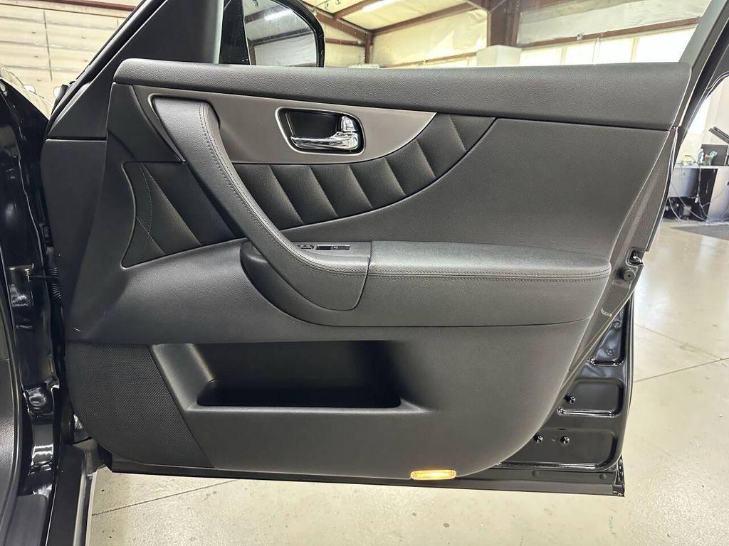 used 2015 INFINITI QX70 car, priced at $17,999