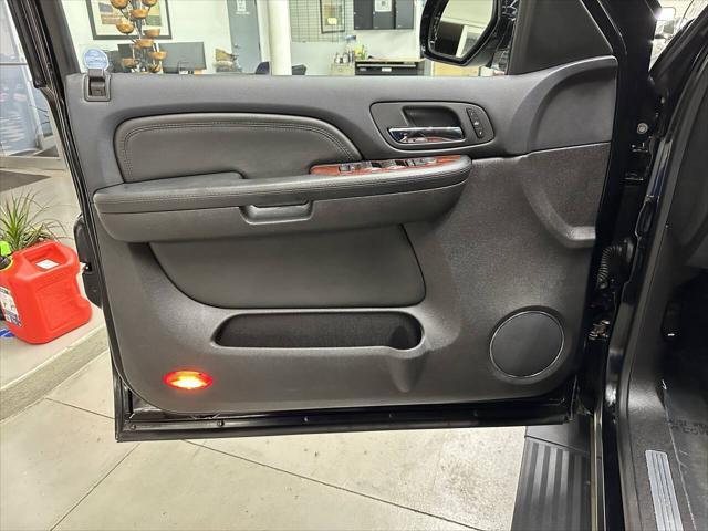 used 2008 Cadillac Escalade car, priced at $18,997