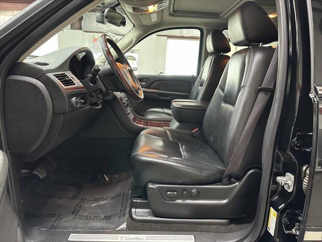 used 2008 Cadillac Escalade car, priced at $18,997