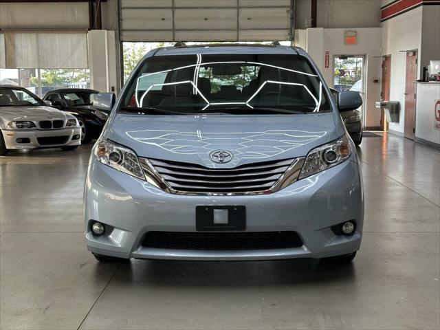 used 2017 Toyota Sienna car