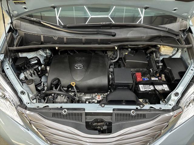 used 2017 Toyota Sienna car