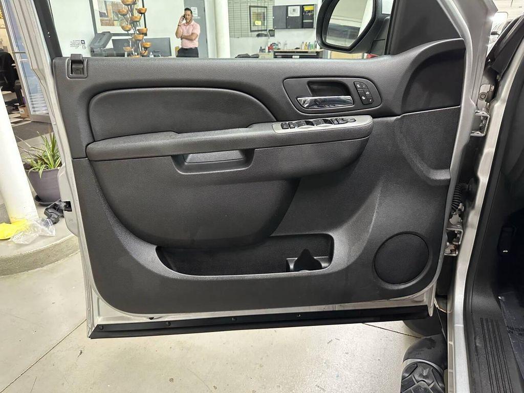used 2011 Chevrolet Avalanche car, priced at $8,999