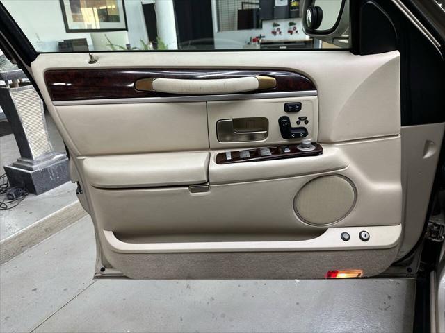 used 2011 Lincoln Town Car car, priced at $11,997