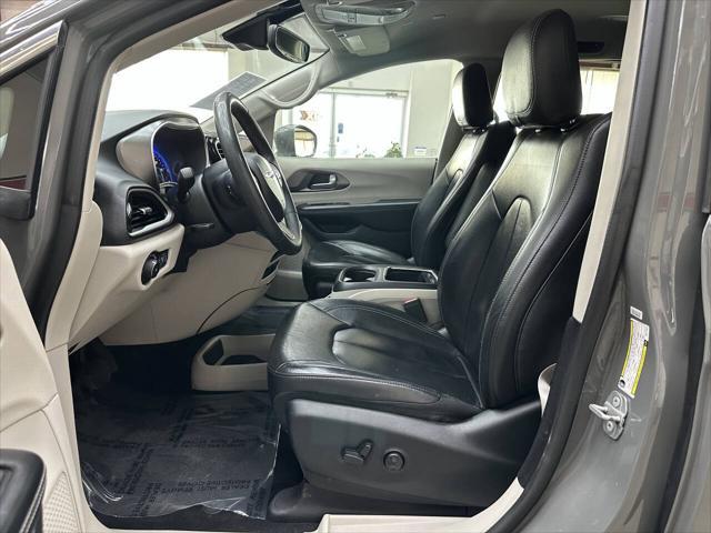 used 2022 Chrysler Pacifica car, priced at $17,997