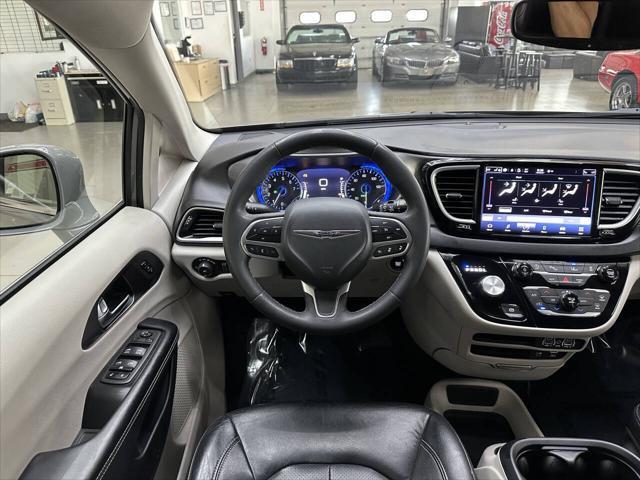 used 2022 Chrysler Pacifica car, priced at $17,997