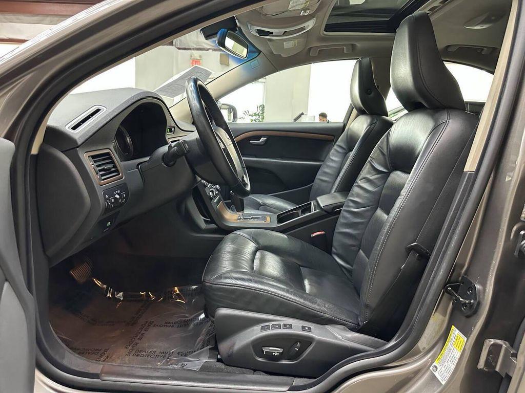 used 2009 Volvo S80 car, priced at $8,497