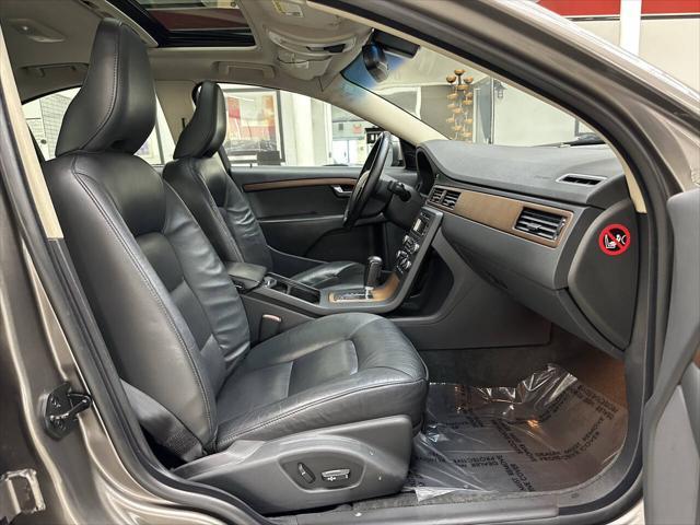 used 2009 Volvo S80 car, priced at $8,850