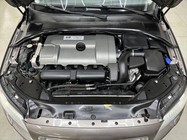 used 2009 Volvo S80 car, priced at $8,850