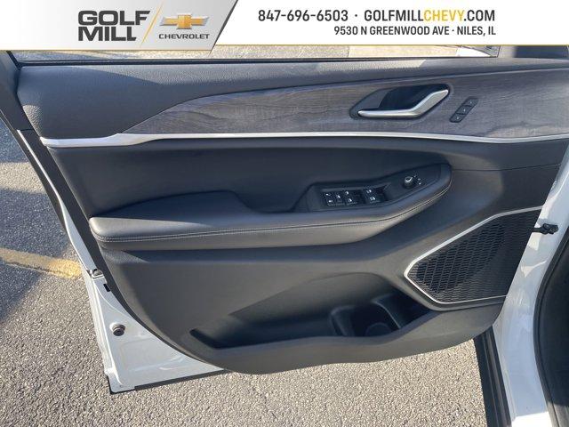 used 2021 Jeep Grand Cherokee L car, priced at $33,991