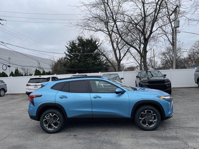 new 2025 Chevrolet Trax car, priced at $25,075