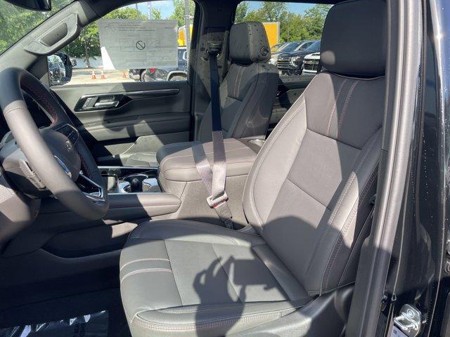 new 2025 Chevrolet Suburban car, priced at $77,725