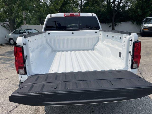 new 2026 Chevrolet Colorado car, priced at $33,135