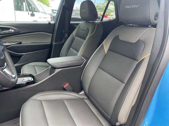 new 2025 Chevrolet Trax car, priced at $27,480