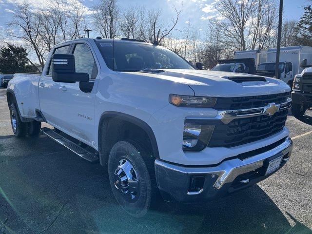 new 2025 Chevrolet Silverado 3500 car, priced at $73,682