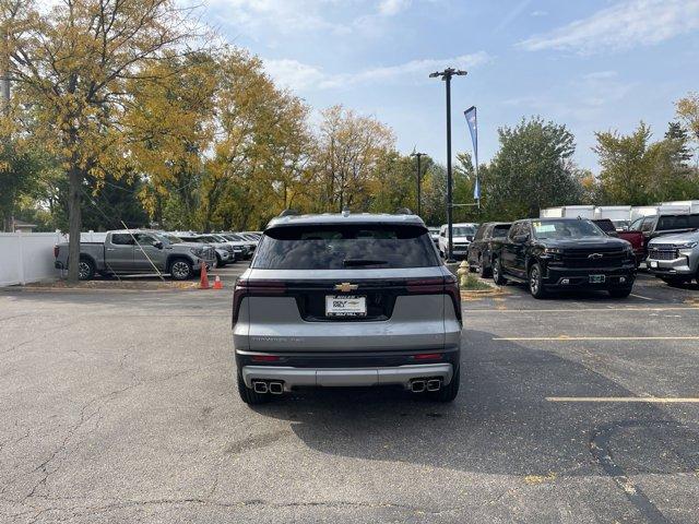 new 2024 Chevrolet Traverse car, priced at $45,615