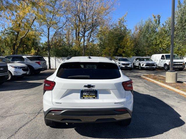 new 2025 Chevrolet Trax car, priced at $25,690