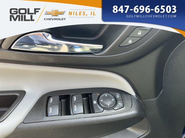 used 2022 Chevrolet Equinox car, priced at $19,554