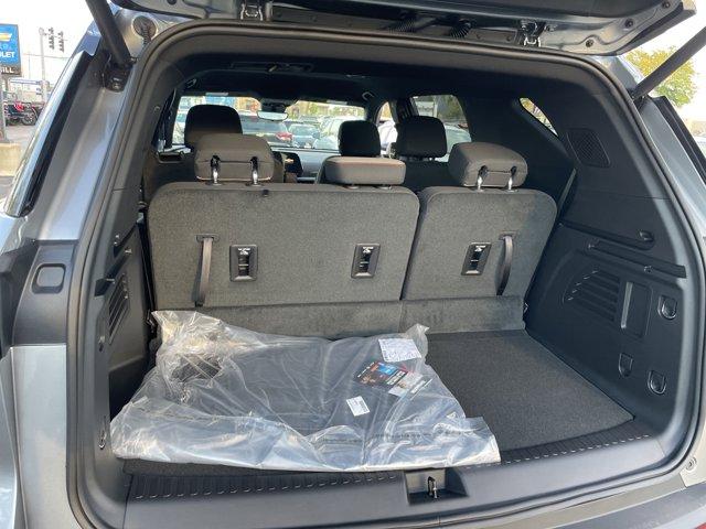 new 2026 Chevrolet Traverse car, priced at $47,355