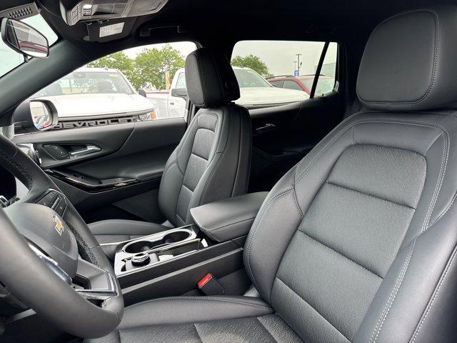 new 2026 Chevrolet Equinox car, priced at $34,465