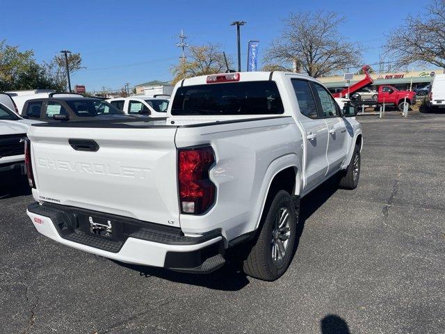 new 2024 Chevrolet Colorado car, priced at $29,995